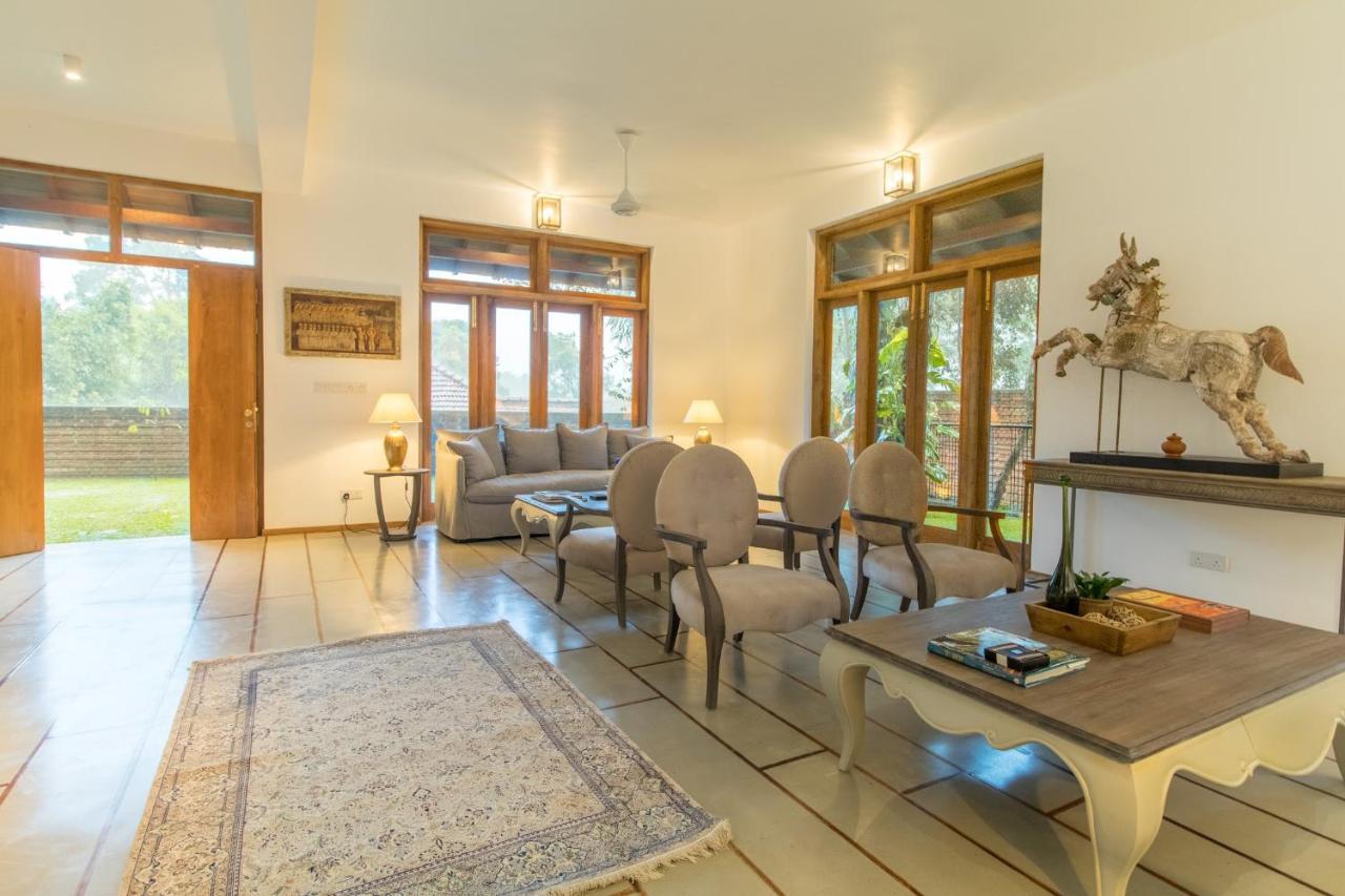 Niketh Villa קנדי מראה חיצוני תמונה